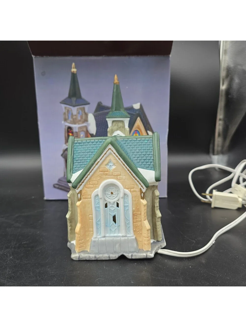 Vintage Galleria Inc Lighted Porcelain Church Christmas Village With Box 8.25